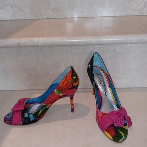 New Beverly Feldman Floral Pumps, 7.5